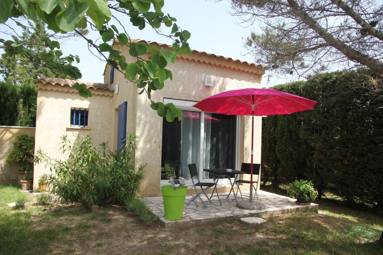 Entre Avignon Et Pont Du Gard Rochefort-du-Gard Exterior foto